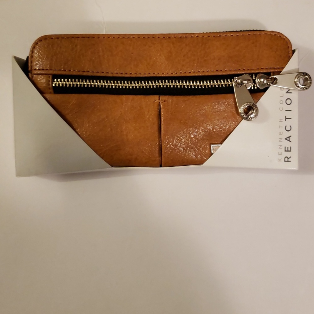 Kenneth Cole Reaction Clutch/Wallet